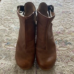 Free People Amber Orchard Clog in Chocolate